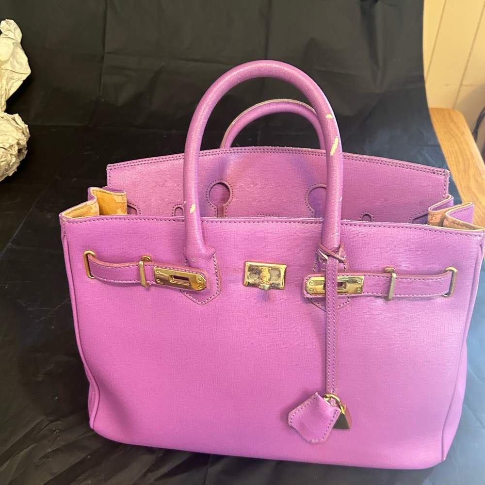 Structured made in Italy Leather Satchel in Orchid with Gold Hardware